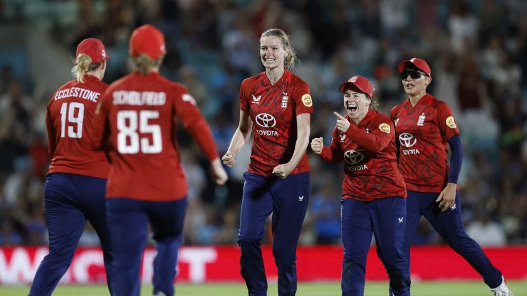England’s Epic 5-Run Win vs India Keeps T20I Series