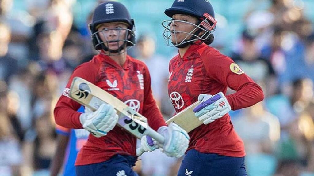England’s Epic 5-Run Win vs India Keeps T20I Series