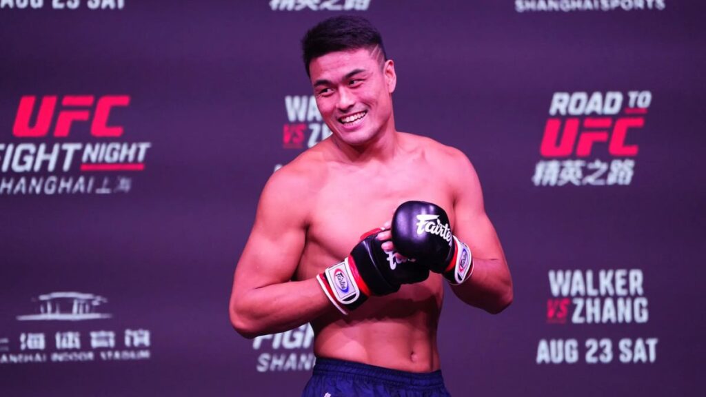 Johnny Walker vs Zhang Mingyang: 1 Epic UFC Showdown
