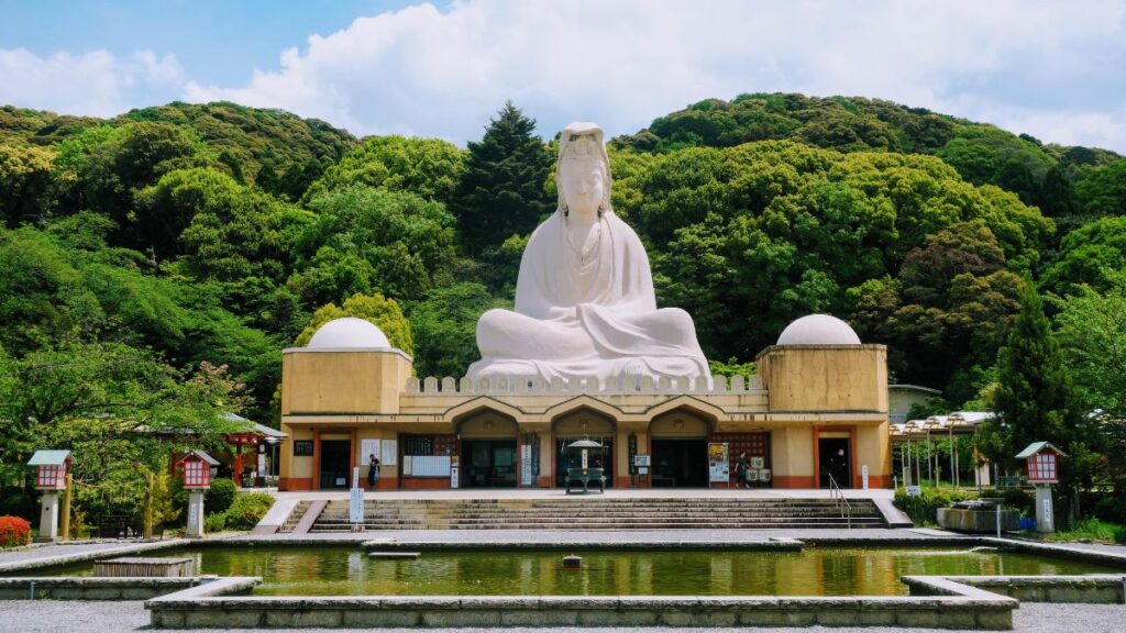 Japan Tourism Boom: Experiential Tours, Drift Racing & Bar Crawls Drive Record Visitors