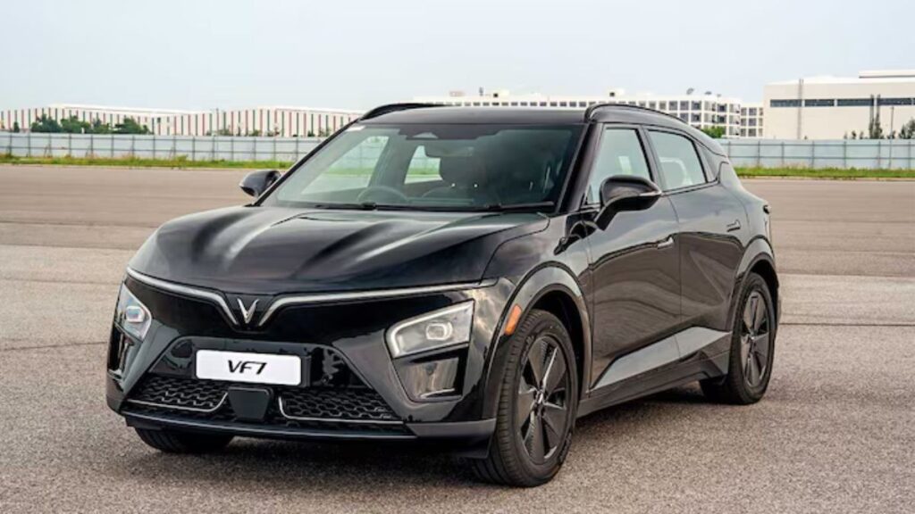 VF6 and VF7 Electric SUVs Launch 