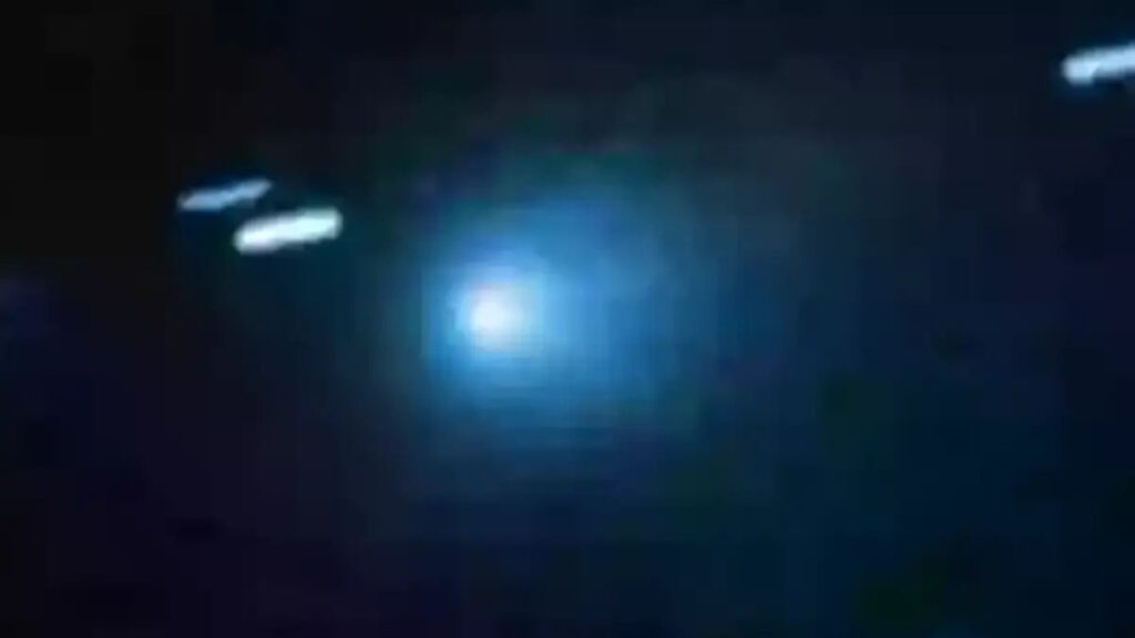 Interstellar Comet 3I 5 Spectacular Facts & Live Tracker