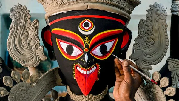 Kali Puja 2025: 7 Powerful Rituals for Joy & Blessings