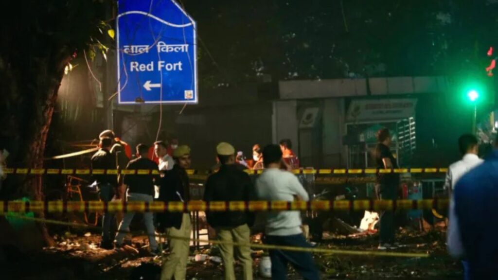 Delhi Red Fort Blast Update 8 Dead, Strong Probe