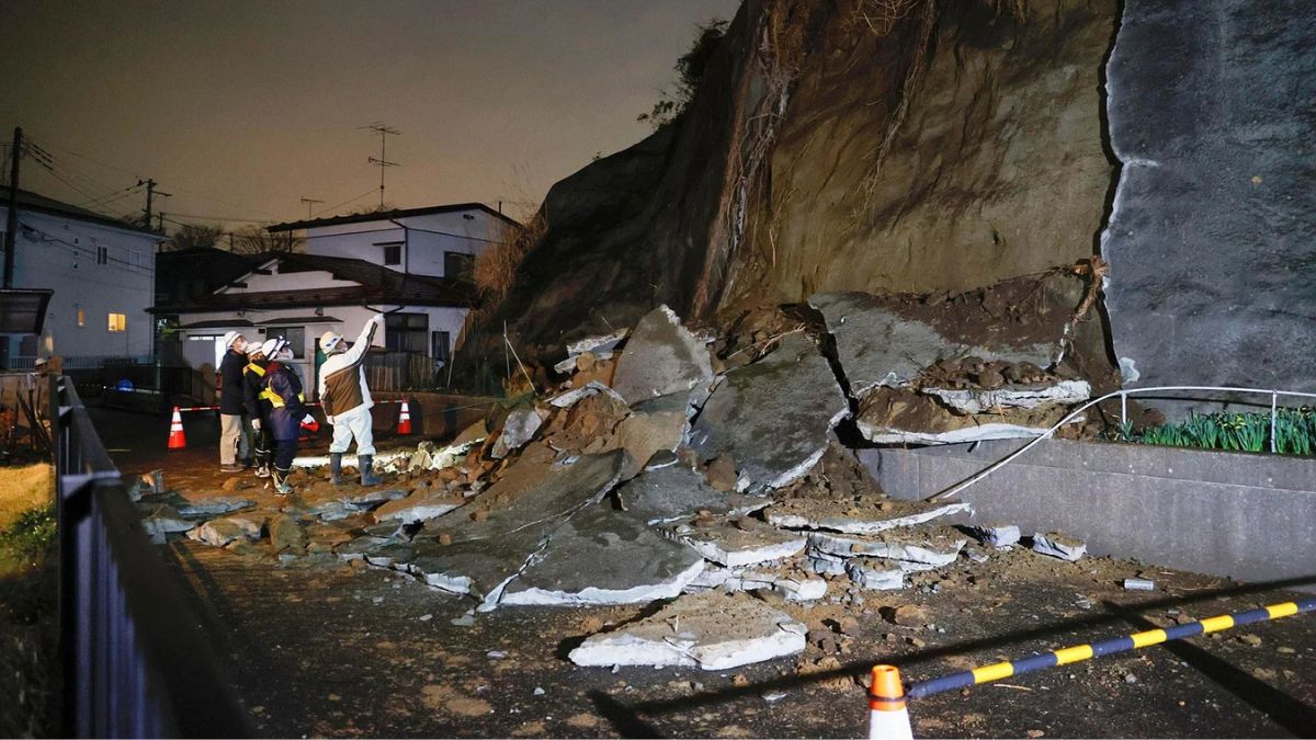 Japan Northern Coast Shaken 6.9 Quake, Powerful Recovery