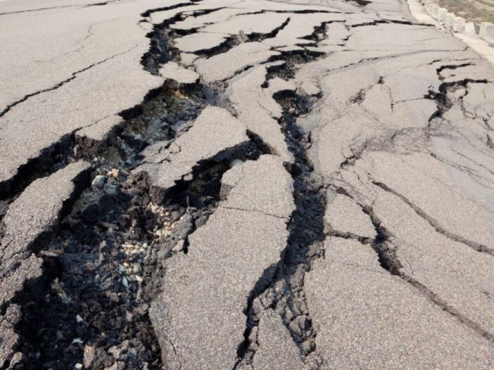 Strong Earthquake Tremors Shake Kolkata 7 Powerful Update