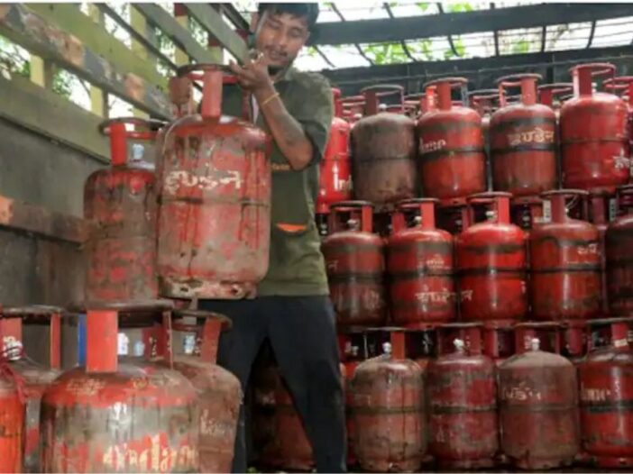 LPG Cylinder Price Hike in 2026 The Real Reason Behind the ₹60 Hike That Affects Everyone