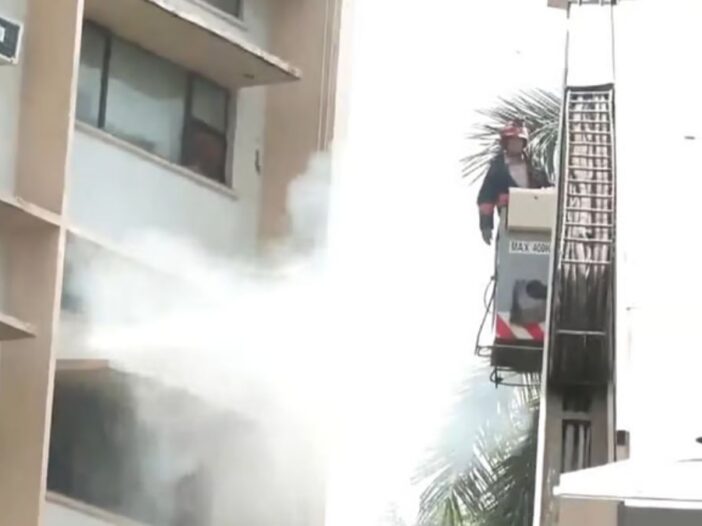 Delhi Fire Amazing 8-Unit Rescue Saves All Lives!