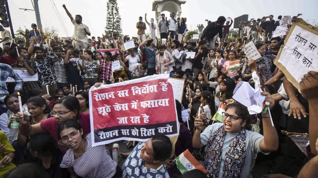 Khan Sir Firing Case Lawyer Denies Guilt, Anticipatory Bail Expected as Patna Educator Faces Serious Charges